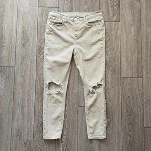 Free People | Distressed Cream Skinny Jeans - Size 31